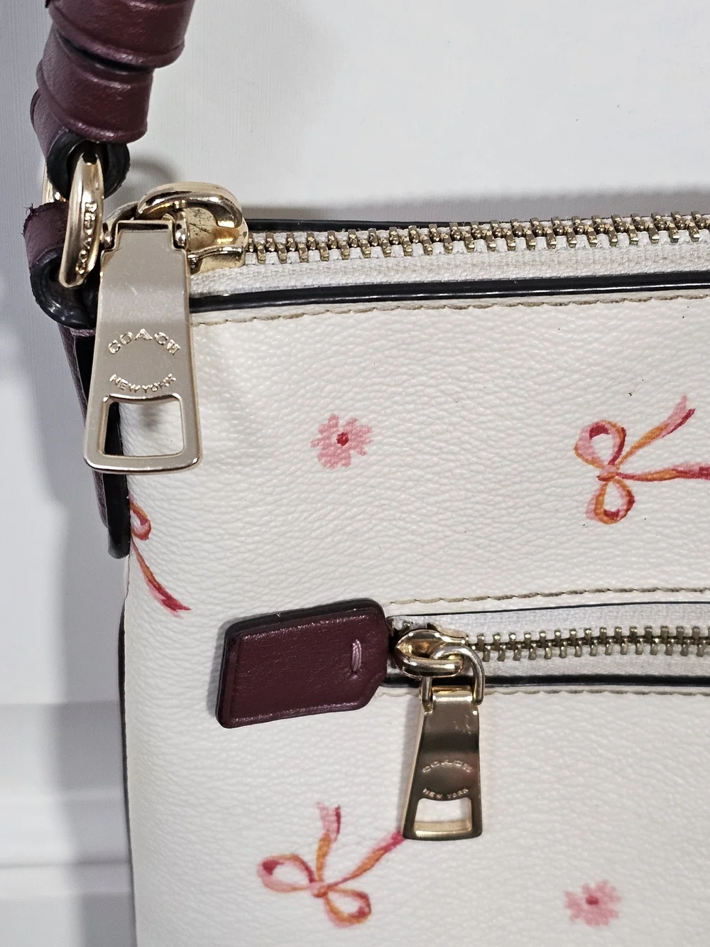 Coach Floral Bow Print Crossbody Bag White Burgundy CN768